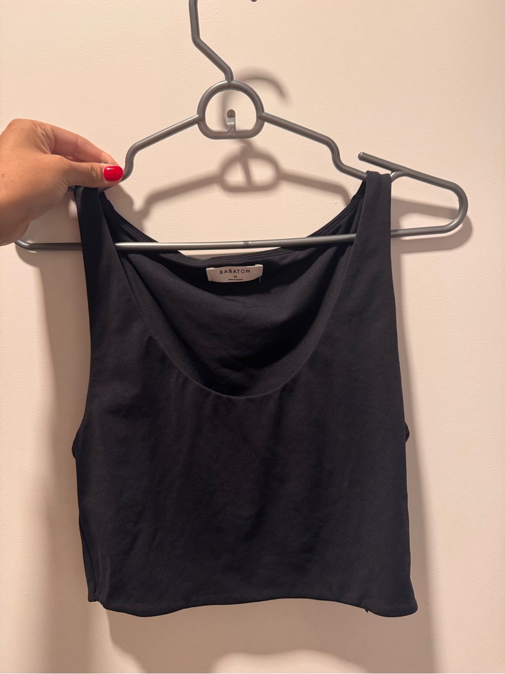 Aritzia Babaton Contour Scoop Neck Crop Tank Top